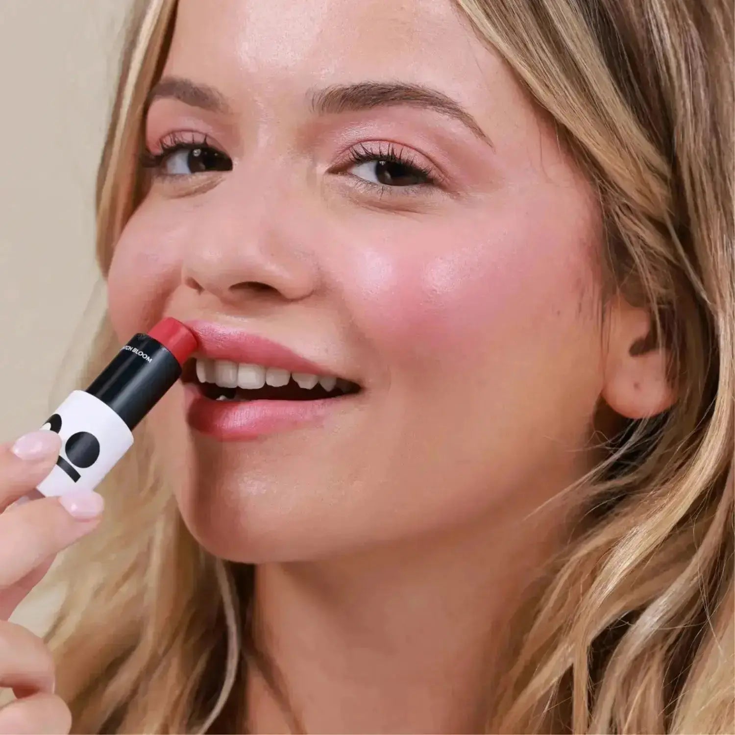 Catch Bloom  Lip + Cheek Stick Peony x2 + Özel INO Makyaj Çantası INO